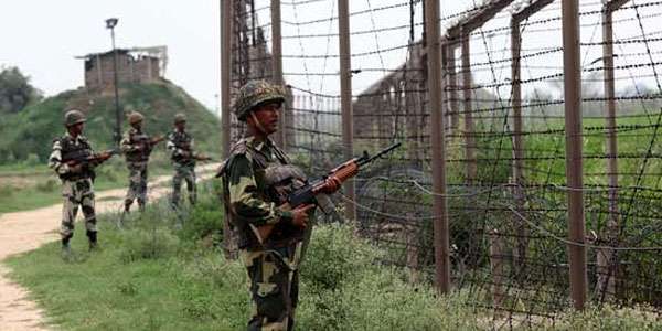 एलओसी: भारतीय चौकियों पर गोलीबारी, सेना का एक कैप्टन घायल
