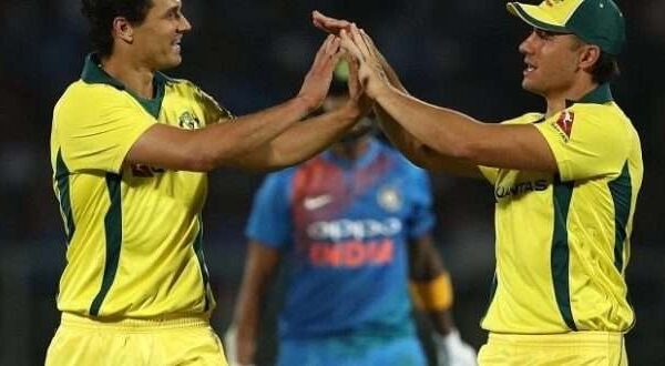 T20 मैच : ऑस्ट्रेलिया ने भारत को 3 विकेट से हराया , अंतिम गेंद पर भारत को मिली हार
