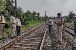 मध्य प्रदेश में ट्रेन को उड़ाने की साजिश नाकाम, रेलवे ट्रैक पर लगाए गए थे 10 डेटोनेटर