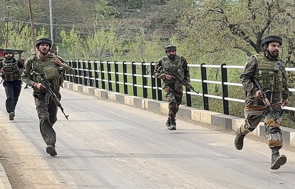पुलवामा के बाद पहलगाम में सबसे बड़े आतंकी हमले में 26 मौतें, सऊदी अरब से लौटते ही एक्शन में पीएम मोदी